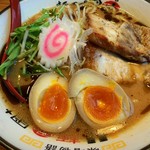 國丸 - 真田味噌 味玉ラーメン 炙りチャーシュー1枚トッピング