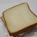 ベーカリーPao - 食パン2.1cm×3枚(56円×3枚+税？)です。