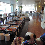 ホテル函館ロイヤル シーサイド - 旅行2日目の朝食はホテルのバイキング。
            1階カフェ＆レストラン『キューカンバーツリー』が
            朝食会場です。