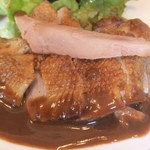 ラ･メール - 仏産仔鳩のロースト赤ワイン}ソース