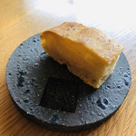 エル・バウ・デコラシオン - 自家製フォカッチャ。パリっ。もちもち。美味しすぎます！