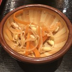 おばんざい らくら - 人参と豆もやしの炒め煮