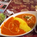 Asian Dining & Bar SITA - バターチキンとキーマエッグカレーの2種カレーライス 900円、アイスコーヒー(ランチ) 100円