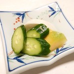 Tatsumi - キュウリと蕪とメロンの漬物