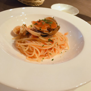 Manjamo - あさりのトマトスパゲティ