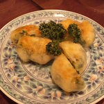 中国旬菜 茶馬燕 - ニラ饅頭