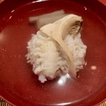 Ippei - 椀 鱧、松茸、芋茎