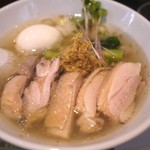 塩生姜らー麺専門店 MANNISH - 定番には意味がある！肉増し塩生姜ら～麺は夏でも汗だくが美味しい♪