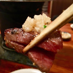 万正 - バラ＆ニンニク薬味