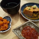 日本橋蛎殻町 すぎた - あん肝と新政、ウニ味噌漬け、すじこ