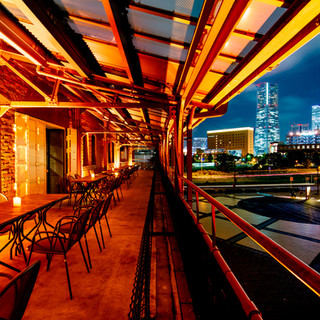 ブッチャー・リパブリック 横浜赤レンガ シカゴピザ&ビア_1