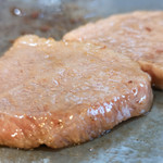 味鉄 - ミスジ焼いてます