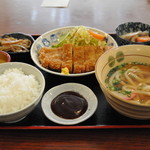 麺屋 まる福 - 料理写真:とんかつ定食
