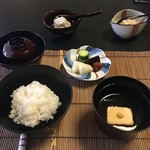 山玄茶 - ご飯・吸い物・漬物