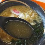 フードラウンジ ほっと - 東京ラーメンのスープ