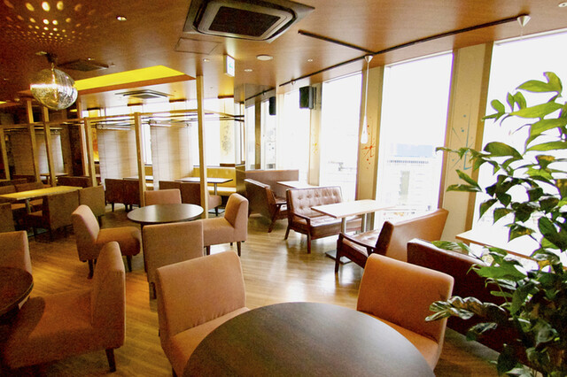 座席 Cheesetable 池袋店 旧店名 Hikari Cafe Dining 池袋 カフェ 食べログ 座席 Cheesetable 池袋店 旧店名 Hikari Cafe Dining 池袋 カフェ 食べログ