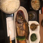 居魚屋 うおはん - 