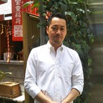 銀座魚勝 - 初対面なのに話しかけてみると…
      とても人柄が良くて人望厚そうな方でした(*´艸｀)✩.*˚
      写真承諾済ですm(_ _)m