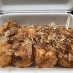 大阪たこ焼き なんしか - たこ焼き 8個入り  だし醤油  390円