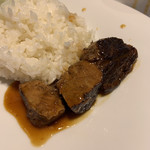 ラ・ファソン 古賀 - 大山黒毛和牛スネ肉の赤ワイン煮込み