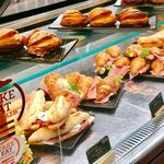 Mercedes Benz Cafe - サンドイッチも豊富