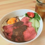 バル ボッカ - ロービーロコモコ丼７５０