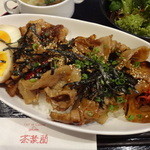 ビストロ茶葉蘭 - 特製豚バラ丼