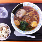 ホロホロラーメン - しょうゆラーメン + ミニから揚げ丼