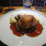 レ ファーブル ボンジュール - 岩中豚パイ包み焼き