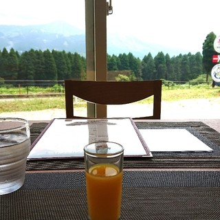 レストランカフェ グレーテルの森_0