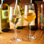 Various glass wines
