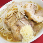 ラーメン二郎 - ラーメン小＋ニンニク