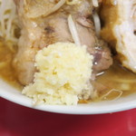 ラーメン二郎 - ニンニク