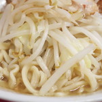 ラーメン二郎 - 野菜（そのまま）