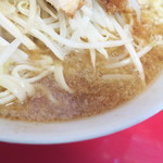 ラーメン二郎 - スープ