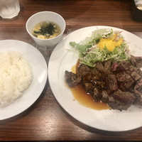 キャトルラパン 北梅田 - 
                    ステーキランチ
                    ライス・スープ・サラダ付き