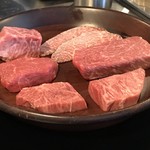 牛肉専門店 肉ぼうず - 