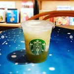 スターバックスコーヒー - 香る煎茶 × グリーン アップル☆