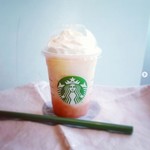 スターバックスコーヒー - 桃のフラぺもあります。