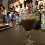 アンツ ミールズ アンド コーヒー バー - 