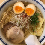 利尻昆布ラーメン くろおび - くろおびラーメン塩