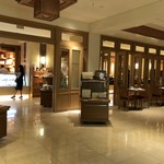 The Peninsula Boutique & Café - 