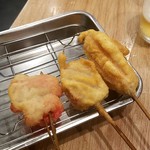 Kushikatsu Dengana - 紅生姜：124円、ハムカツ：124円、ウインナー：124円