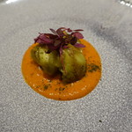 ル クーリュズ - 焼きナス、パプリカを焼いたソースにアマランサス 