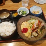 酒房　三日月食堂 - 日替定食ご飯大盛り