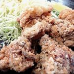 味民 - からあげ　アップ
