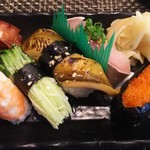 玄海鮨 - 竹にぎり右サイド＋サバ＋カイワレ