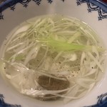 つゆ下 梅の花 - 上タン定食(塩)松 1,600円に付くテールスープ