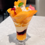 資生堂パーラー - 沖縄県産 アップルマンゴーのパフェ