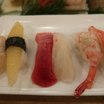 一休寿司 - 鮪、鯛、南蛮海老、蟹、ホタテ、数の子